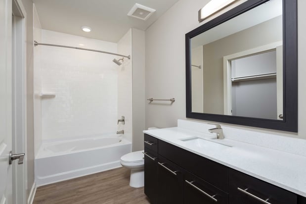 Images Nine15 Midtown Apartments