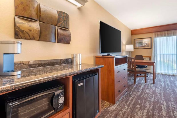 Images Best Western Plus Superior Inn