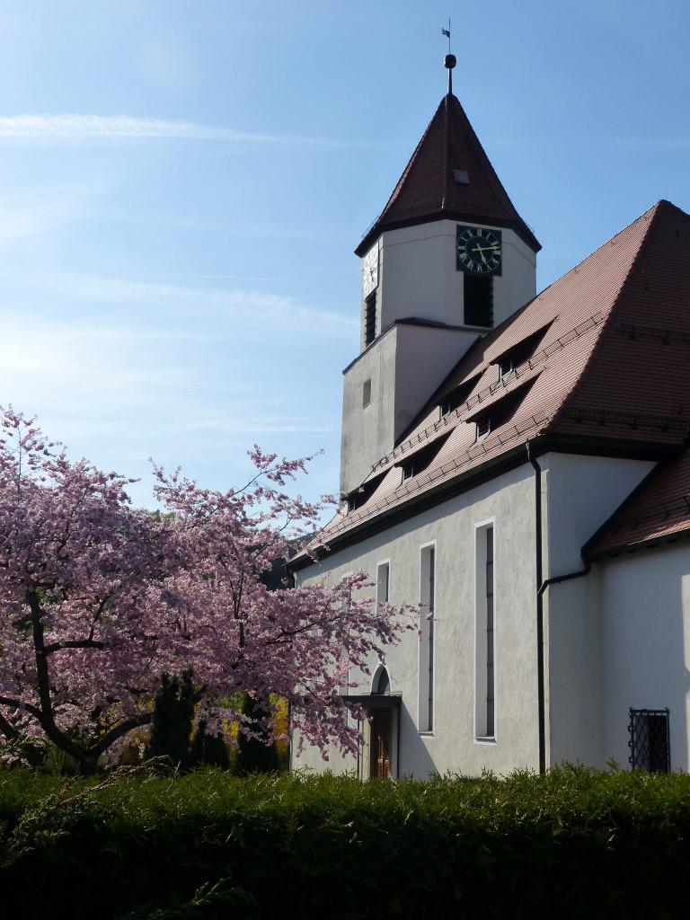 Evangelische Kirche - Evangelische Kirchengemeinde Truchtelfingen, Konrad Adenauer Straße 118 in Albstadt