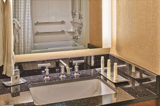 Images DoubleTree by Hilton Hotel Seattle Airport