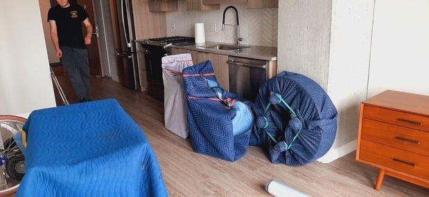 Images Ampol Moving, Inc.