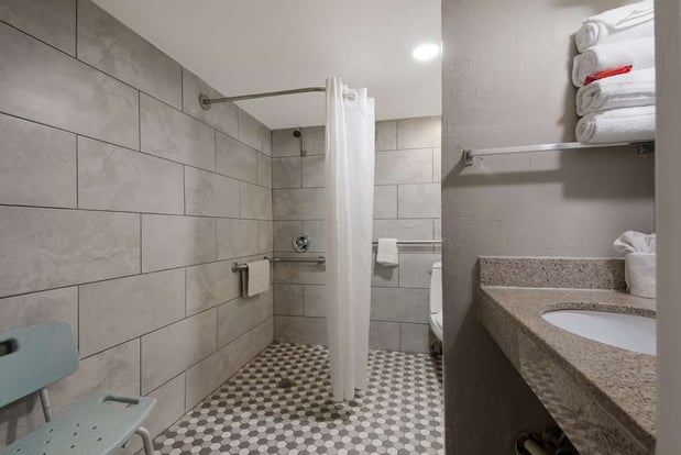 Images SureStay Plus by Best Western San Antonio North