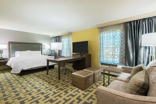 Images Hampton Inn & Suites Tampa Airport Avion Park Westshore