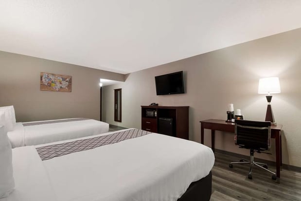 Images SureStay Plus by Best Western San Antonio North