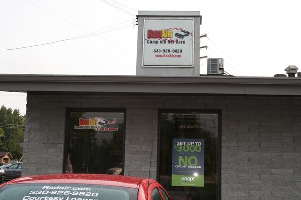 Images Rad Air Complete Car Care and Tire Center - Akron
