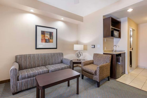 Images Best Western Plus Midland Suites