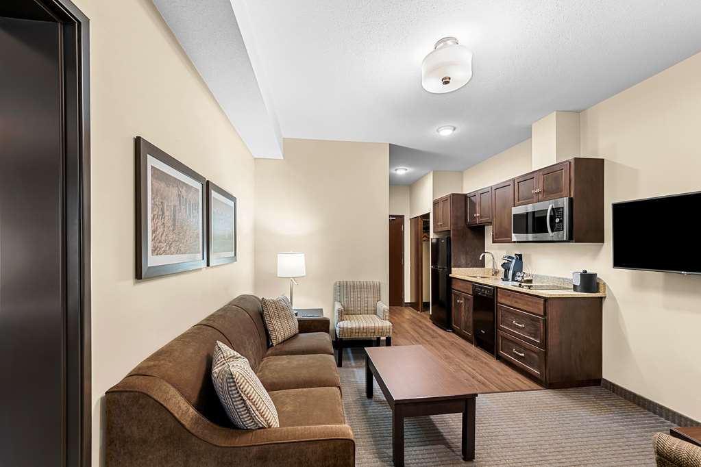 Images Best Western Plus Lacombe Inn & Suites