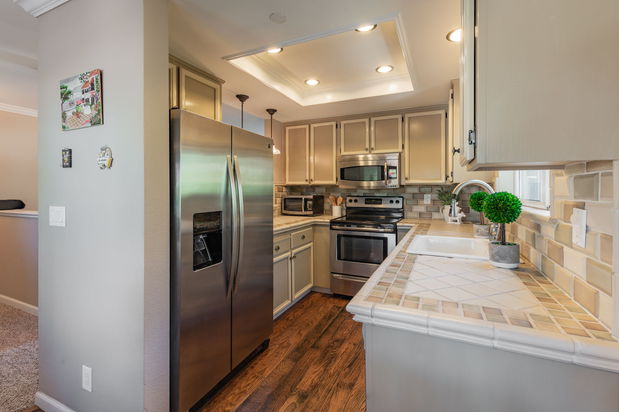 Images Monica Betancur, REALTOR | Compass