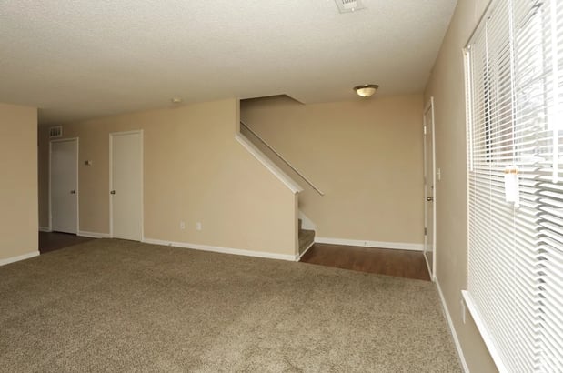 Images Jamestown Pointe Apartments