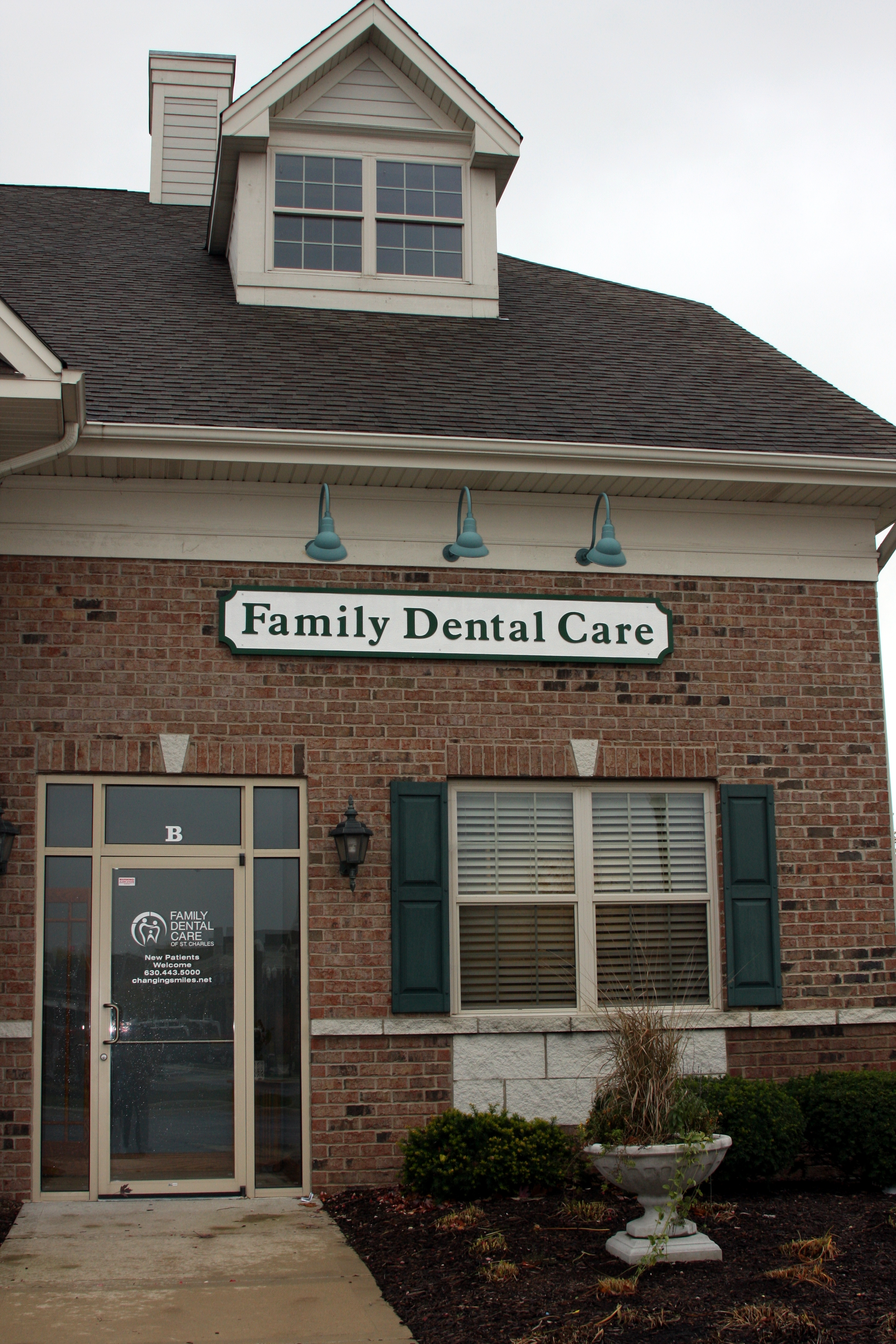 Image 2 | Family Dental Care of Campton Hills