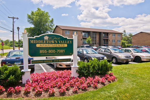 Images Middletown Valley Apartments