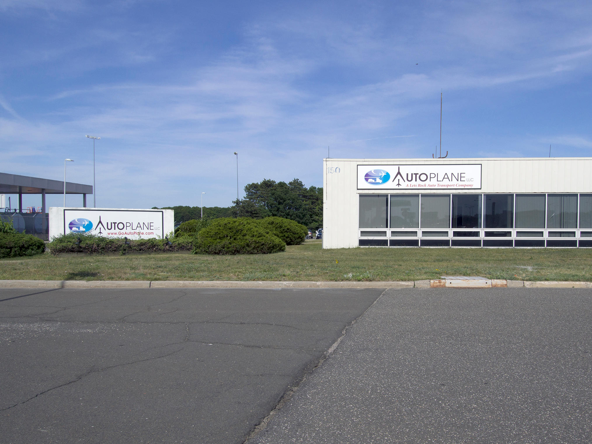 AutoPlane LLC Auto Transport, 150 Arrival Ave, Ronkonkoma, NY