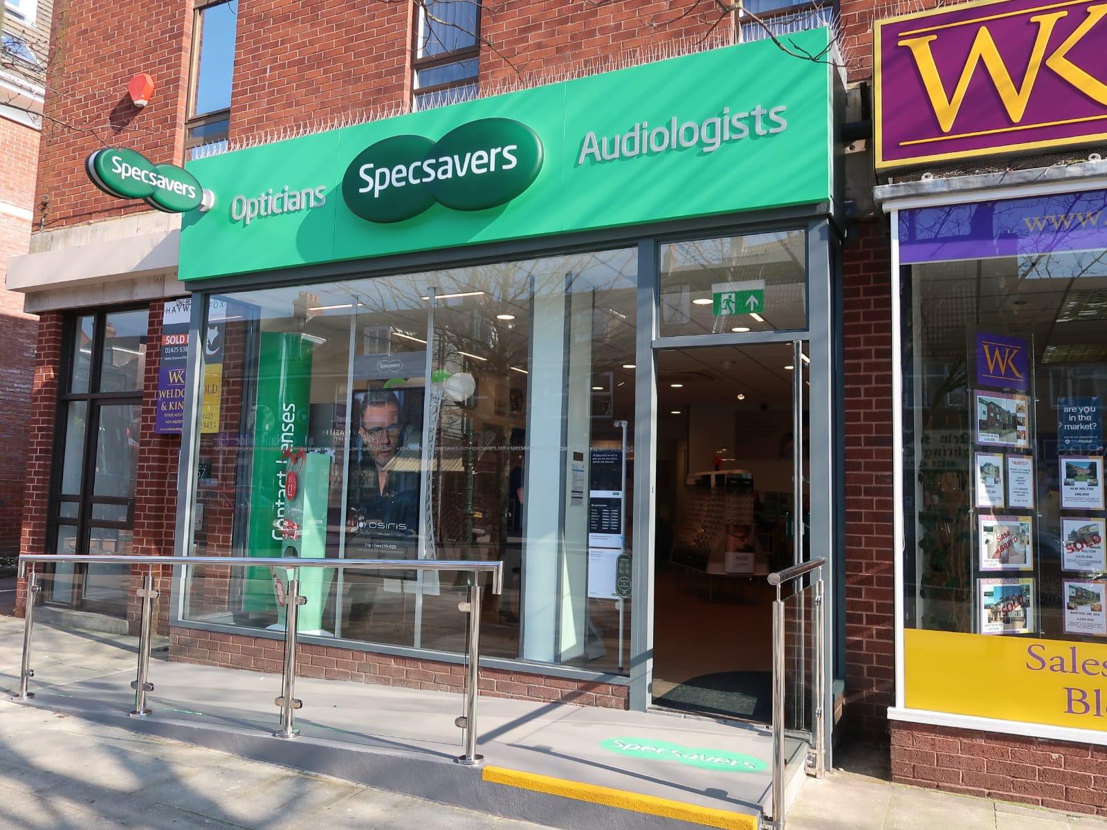 Specsavers Opticians and Audiologists - New Milton New Milton 01425 616256