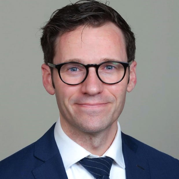 Images Edward Jones - Financial Advisor: Tron M Arnold, CFP®|AAMS®