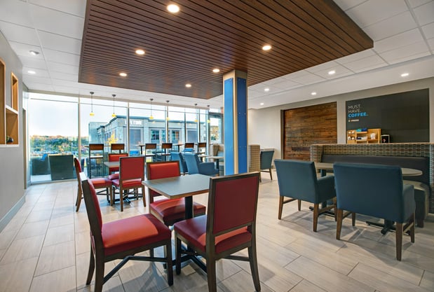 Images Holiday Inn Express & Suites Milwaukee - Brookfield by IHG
