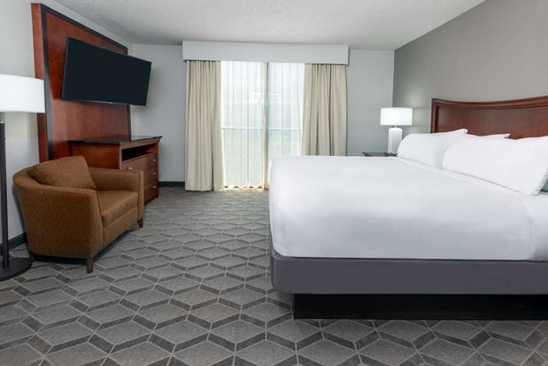Images Embassy Suites by Hilton Dallas Park Central Area