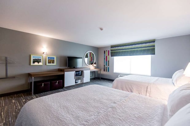 Images Hampton Inn Bismarck North