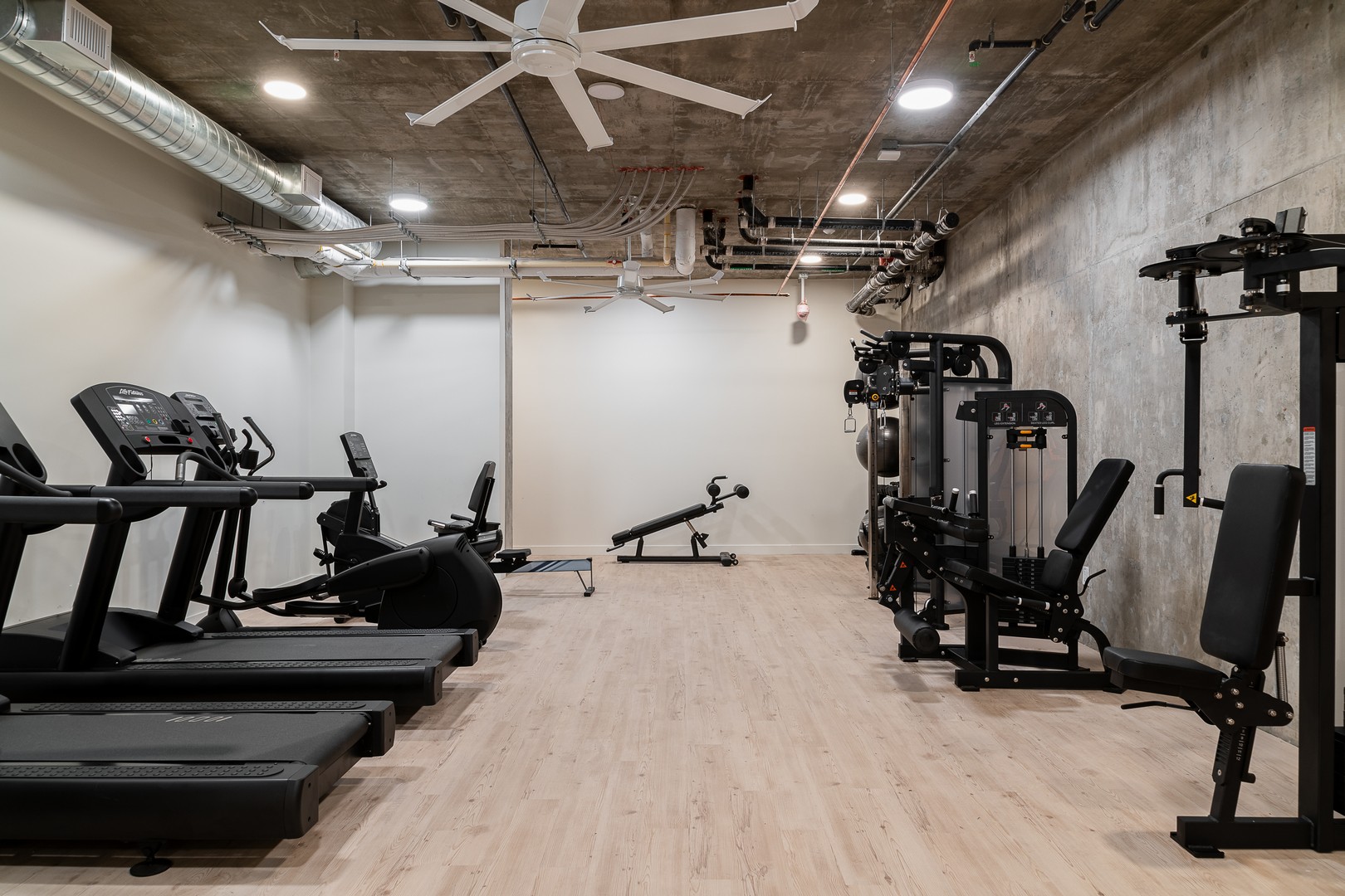 Apartments with gym Los Angeles 