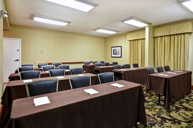 Images Hampton Inn St. Louis/Westport