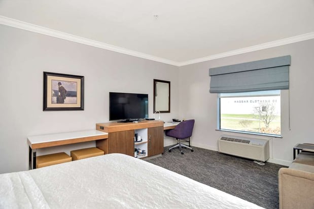 Images Hampton Inn & Suites Fort Worth-Fossil Creek