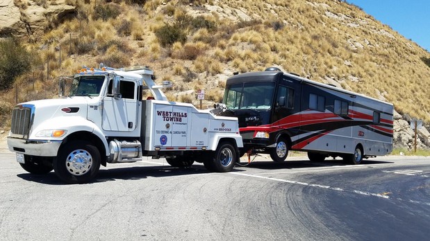 Images West Hills Towing