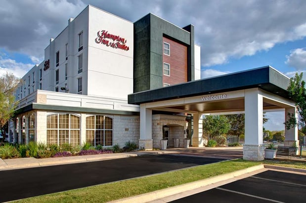 Images Hampton Inn & Suites Austin-Airport