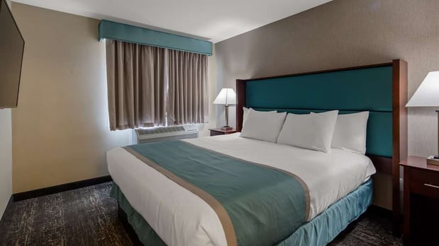 Images Best Western Hampshire Inn & Suites