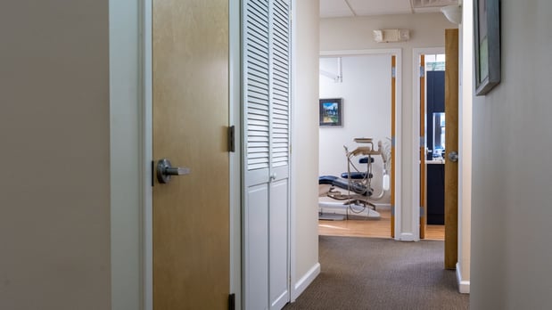 Images Periodontics & Implant Dentistry Center