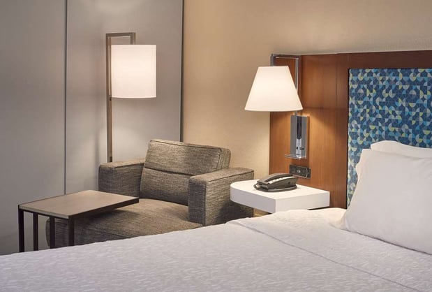 Images Hampton Inn Harrisburg West
