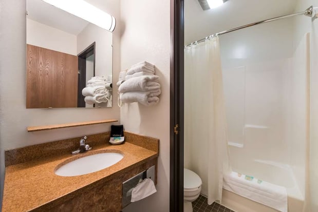 Images SureStay by Best Western Spicer