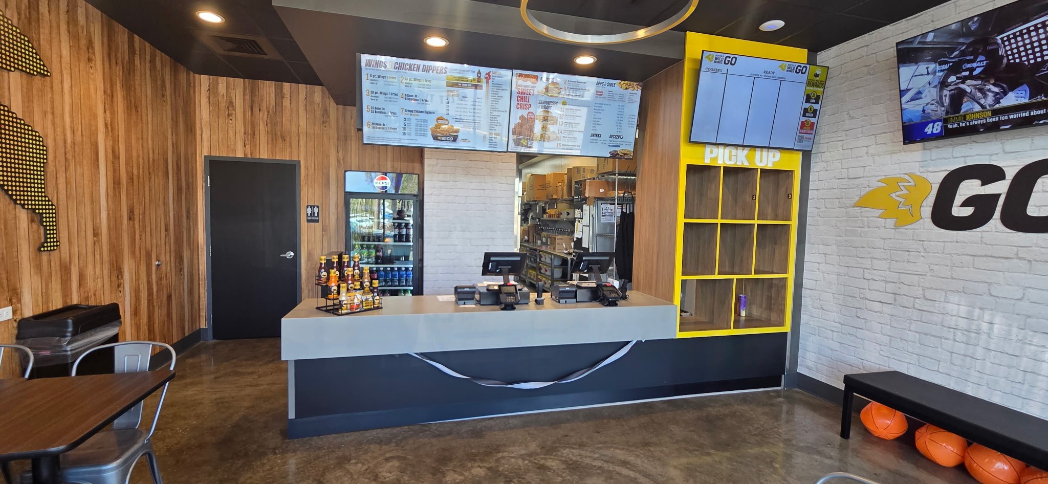 Buffalo Wild Wings GO Image