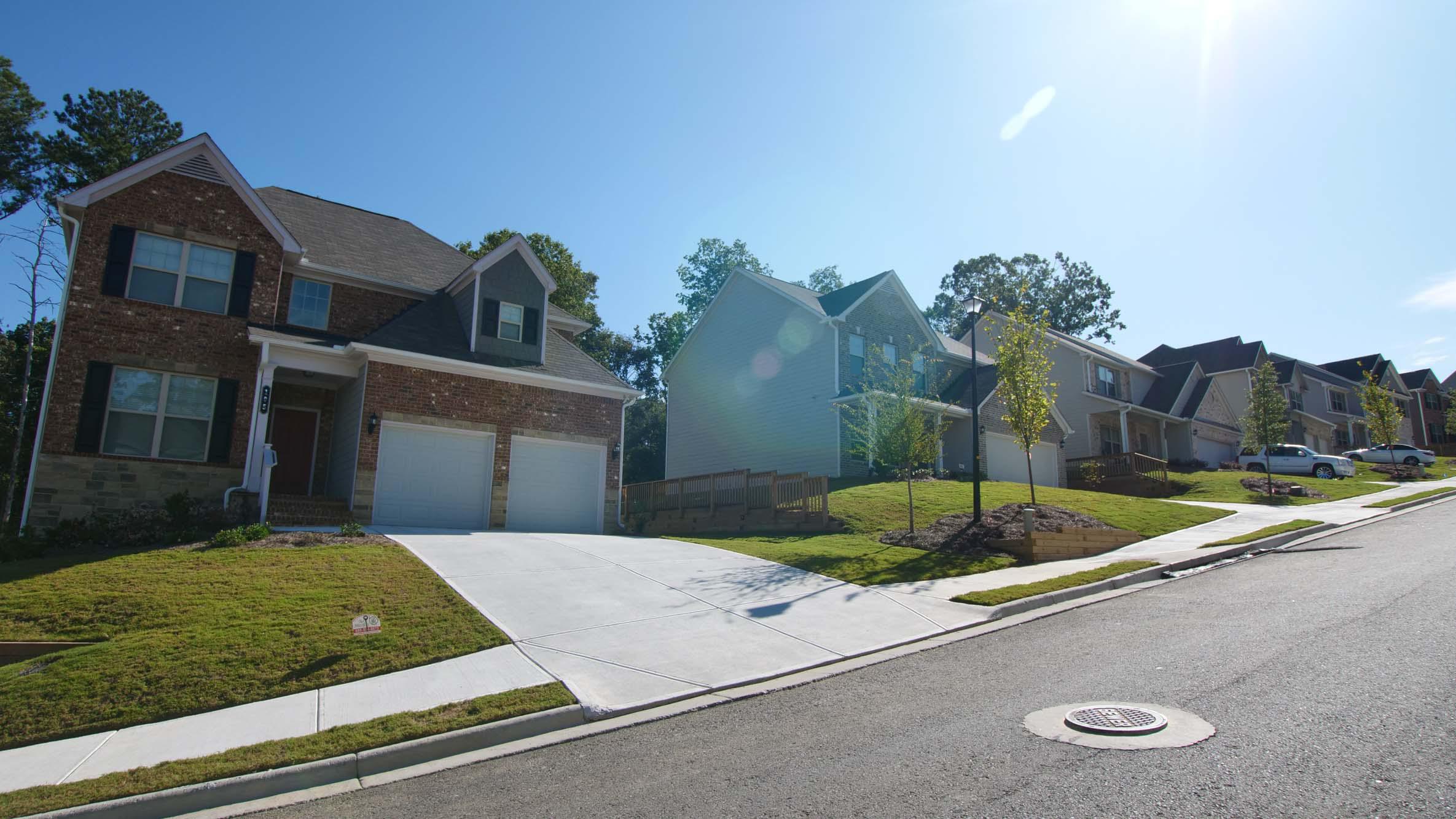 Moss Pointe Community - Homes for Lease