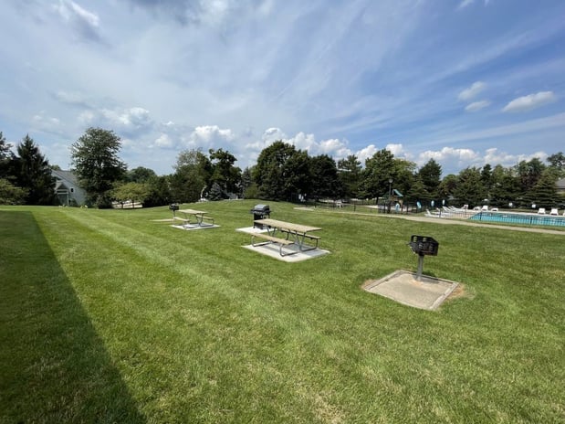 Images Highlands of Heritage Woods