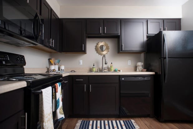 Images Crescent Centre Apartments & Townhomes