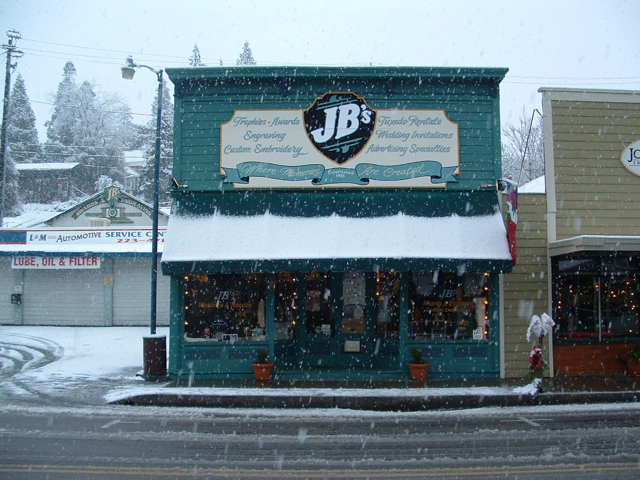 JB's Awards & Custom Apparel Image