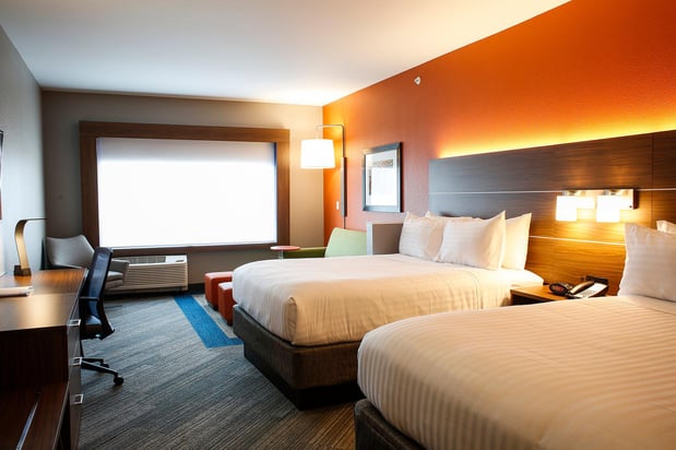 Images Holiday Inn Express & Suites Louisville Downtown by IHG