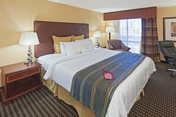 Images Crowne Plaza Dallas Downtown by IHG