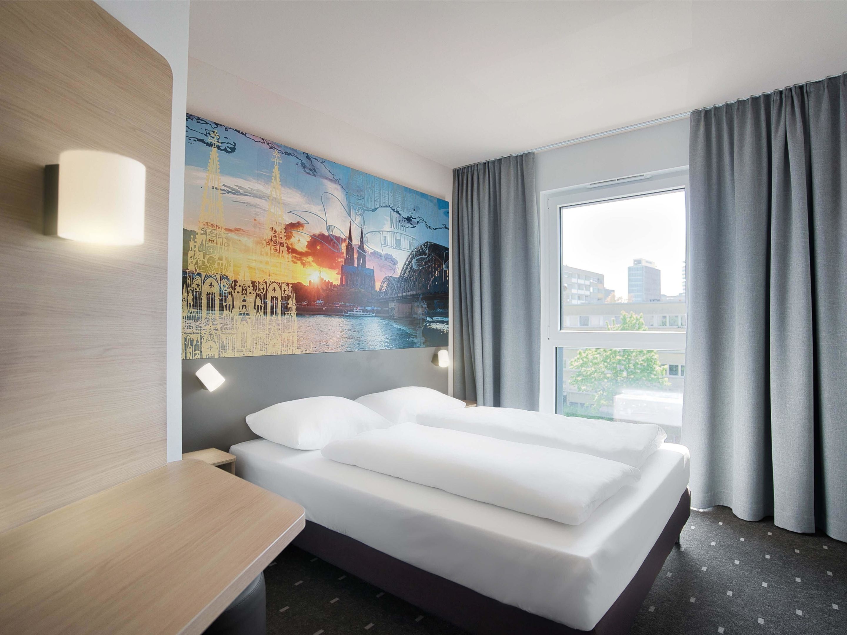 Bild 1 B&B HOTEL Köln-City in Köln