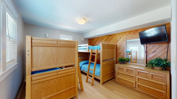 Images Midgett Realty - Avon
