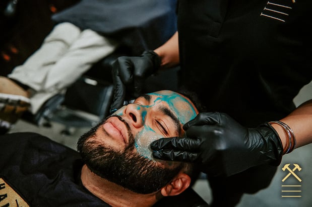 Images Hammer & Nails - Fairlawn