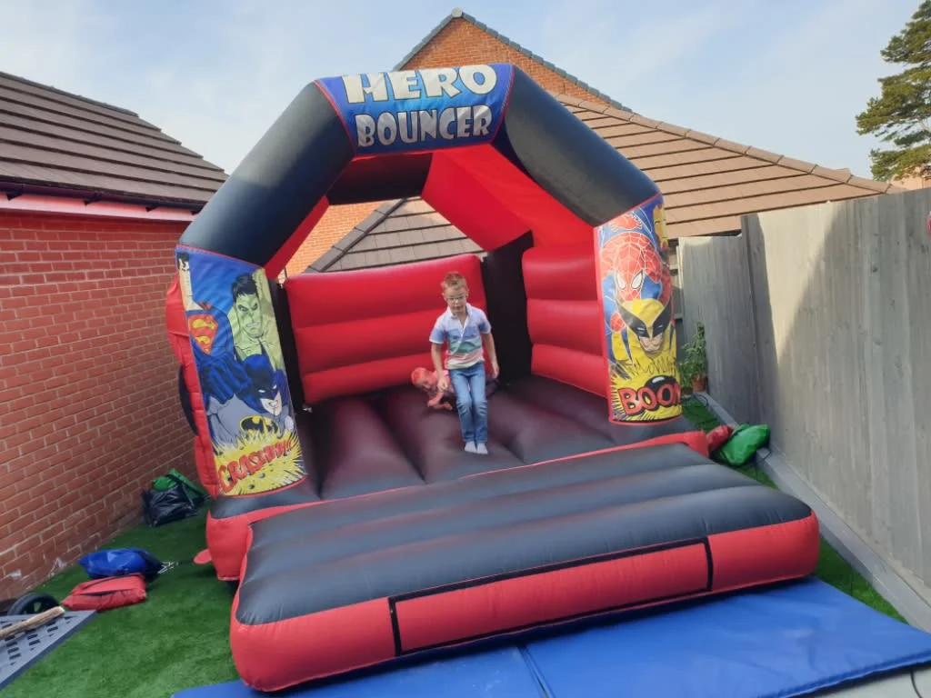 Images Top Banana Bouncy Castles