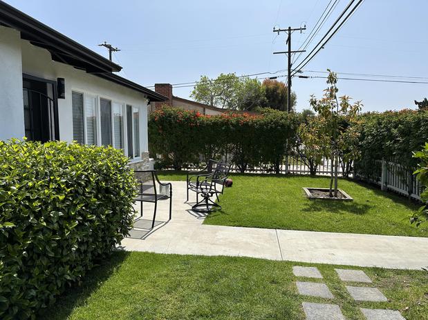 Images Akua Addiction Treatment Center For Men - Costa Mesa