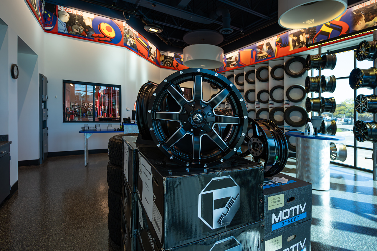 Tire Discounters Beechmont | Tires, Wheels, Services, Fluids, & more