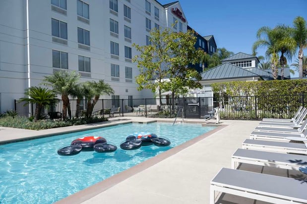 Images Hilton Garden Inn Anaheim/Garden Grove