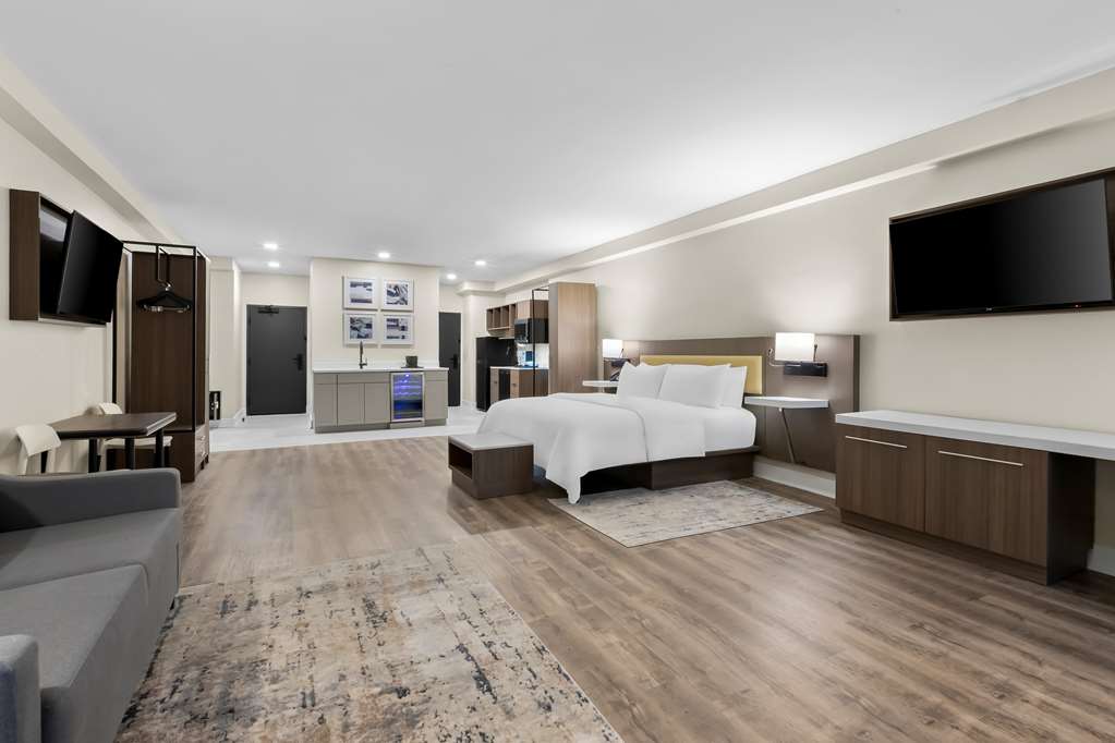 Larger King Suite