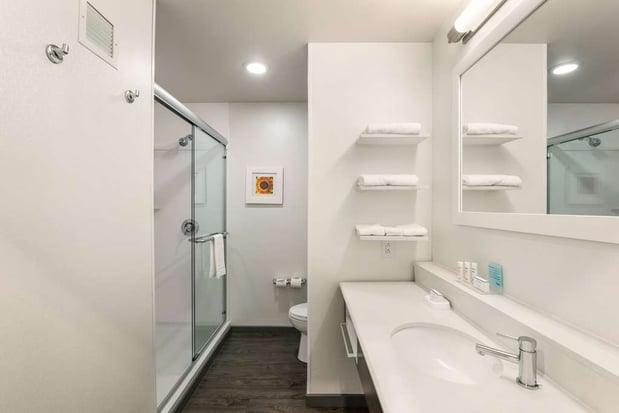 Images Hampton Inn & Suites Lavonia