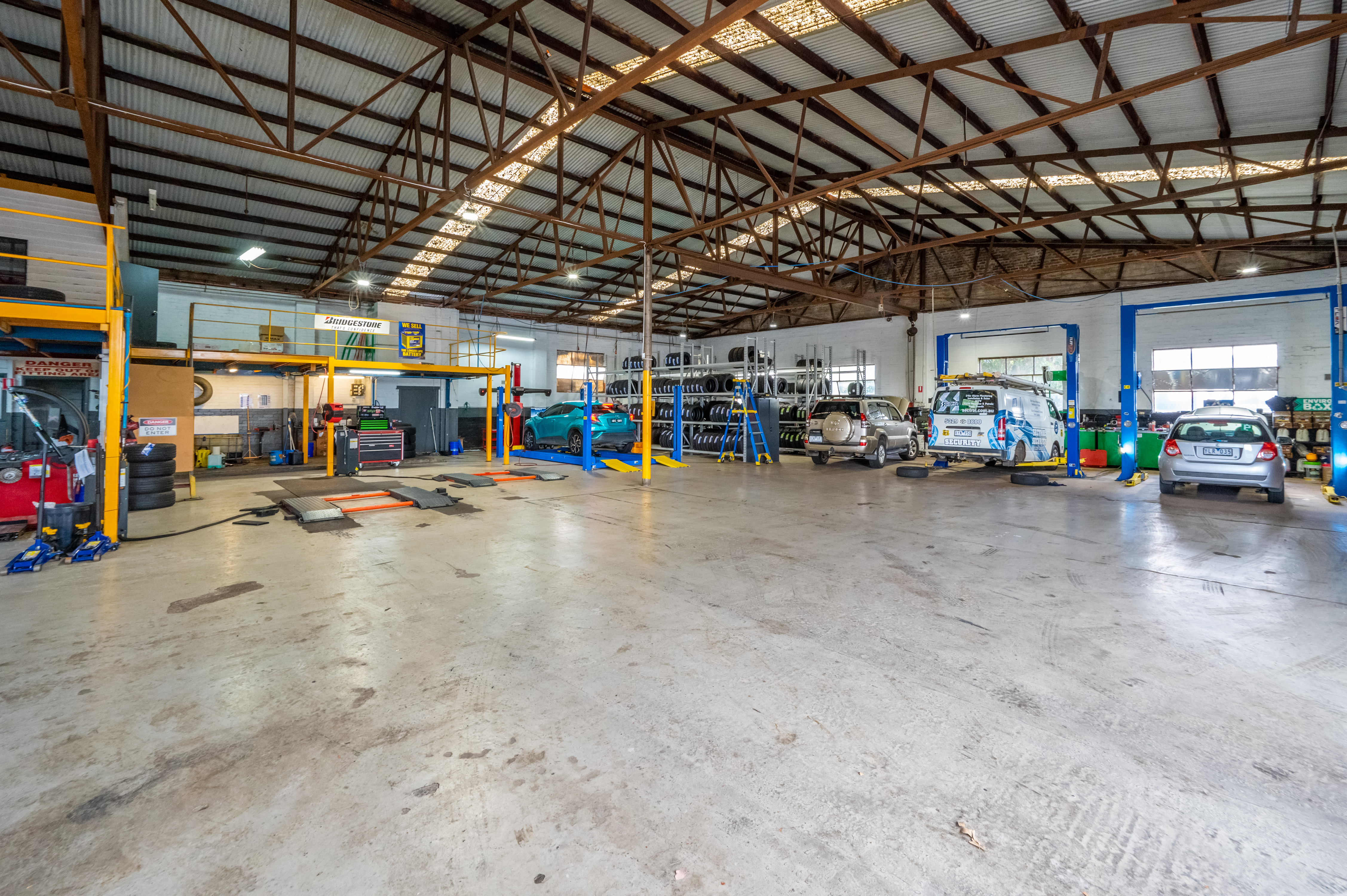 Images Bridgestone Select Tyre & Auto Geelong South