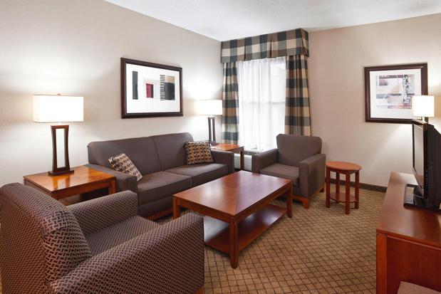 Images Holiday Inn Dayton/Fairborn I-675, an IHG Hotel