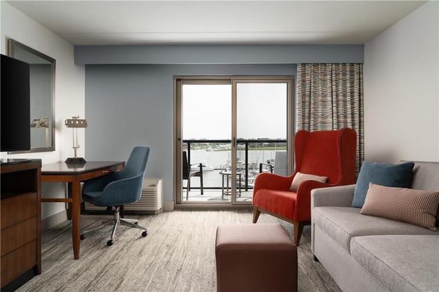 Images Hilton Garden Inn Charleston Waterfront/Downtown
