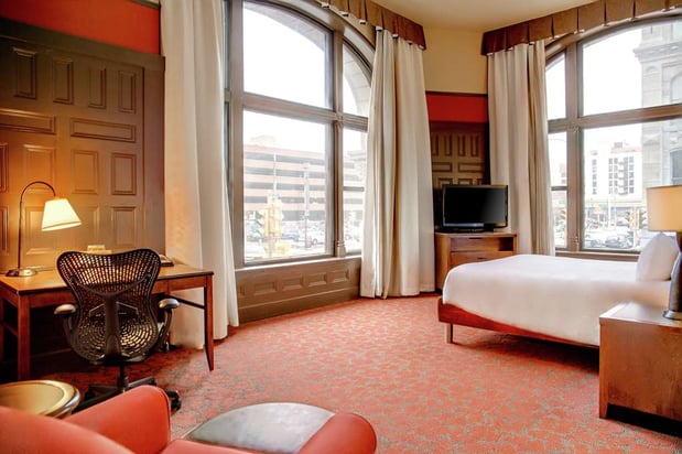 Images Hilton Garden Inn Milwaukee Downtown